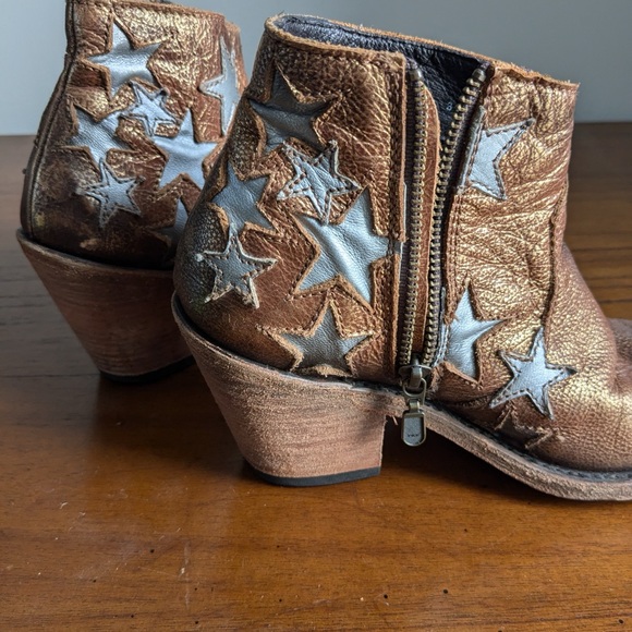 Bronze Star-Embellished Ankle Boots - Picture 3 of 7